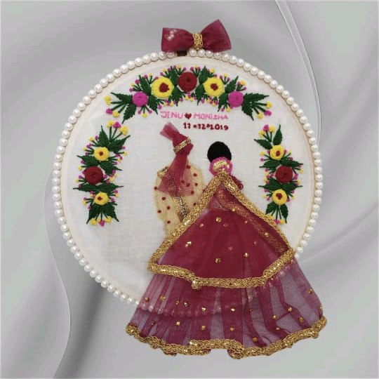 Floral Arch Couple Hoop