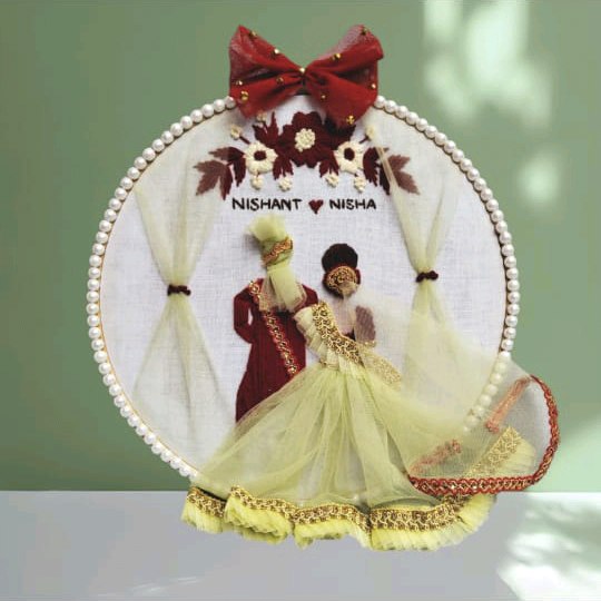 Pearl & Curtain Couple Hoop
